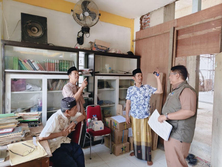 Monitoring Perpustakaan Masjid Istiqomah: Relawan Literasi Tinjau Perpustakaan Penerima Buku Bacaan Bermutu di Sijunjung